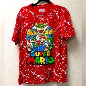 Super Mario Bros T-Shirt. XL. Excellent Condition. Red with White Splatters.
